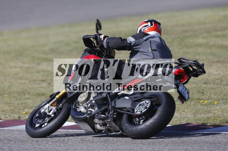 /07 09.04.2026 Cornu Master School ADR/Gruppe blau/39